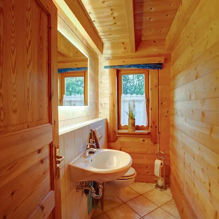 Haus-relax - No Business B00king - No Fitters *